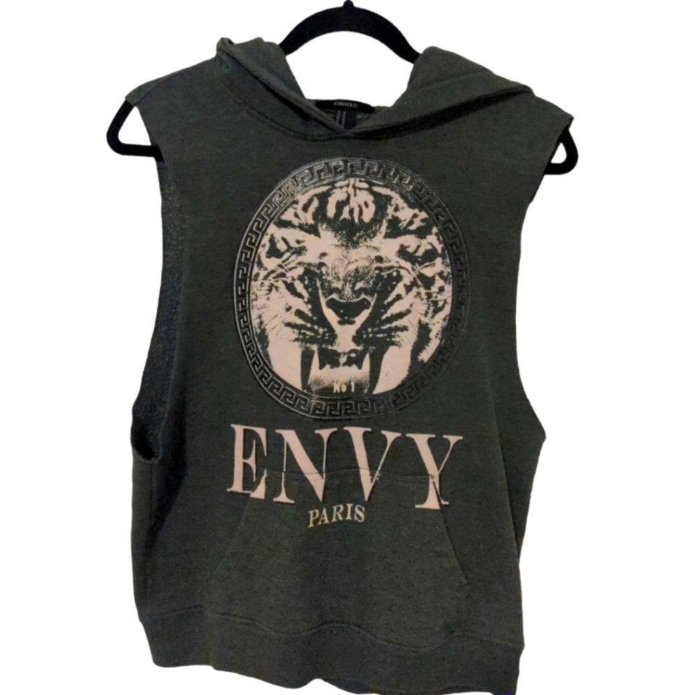 Sleeveless hoodie